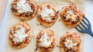Rezepte Aus Verschiedenen Sendungen Kategorien Und Regionen Zum Nachkochen Vollkorn Pizza Rezepte Lebensmittel Essen