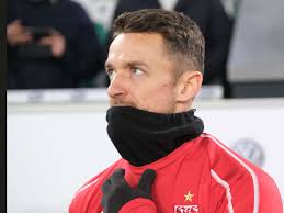 He was also called up five times to the senior germany national team. Christian Gentner Vfb Stuttgart Vater Herbert Gestorben Emotionale Worte In Vfb Stadionzeitung Fussball