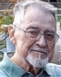 Roque Robles's Instagram, Twitter & Facebook