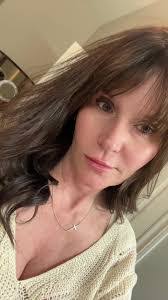 Danielle Calvert's Instagram, Twitter & Facebook