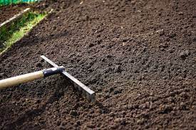 Can You Make Your Own Topsoil? – Asphalt Materials