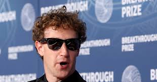 Techmeme: Meta shareholders suing Mark Zuckerberg and Meta leaders over  alleged Cambridge Analytica privacy violations reach a settlement deal,  ending an $8B trial (Tom Hals/Reuters)