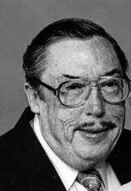 Kay Mohr's Instagram, Twitter & Facebook