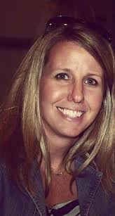 Vickie Dearing's Instagram, Twitter & Facebook