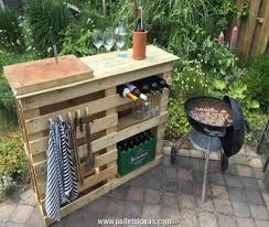 Diy Bbq Side Table With Pallets Wood Jpg 650 550 Diy Bbq Outdoor Bar Table Pallet Outdoor
