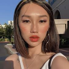 Wardrobes We Want To Steal Star Style Ph Makeup Inspiration Minimal Makeup Look Star Fashion