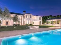 Demikian penjelasan materi tentang keluarga: Beauty Journal Situs Kecantikan Dan Gaya Hidup Andalan Wanita Masa Kini