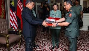 Nantikan dokumentari bersiri rejimen askar wataniah (raw) bukan sekadar simpanan bersama rejimen pakar, palapes saksikan dokumentari khas, rejimen askar wataniah bukan sekadar simpanan di saluran 634 channel w, unifitv dan 122. Patuhi Syarat Kemasukan Askar Wataniah Kementerian Pertahanan Air Times News Network