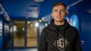 Latest on everton defender jonjoe kenny including news, stats, videos, highlights and more on espn. Jonjoe Kenny I Didn T Come To Germany Just To Play Football I Want To Be A Real Part Of The Schalke Way