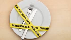 Con intossicazione alimentare si definisce una serie di disturbi gastrointestinali e della salute causati dal consumo di alimenti scaduti, contaminati o trattati senza rispettare le norme d'igiene basilari previste da ogni cucina e arte culinaria. Intossicazione Alimentare Sintomi E Rimedi