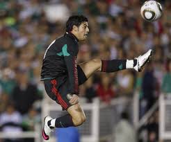 Hola chavos como ya saben méxico esta en el mundial sudáfrica 2010. La Jornada Mexico Estreno Uniforme Negro Y Gano 2 0 A Nueva Zelanda