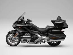 The honda gold wing has always been a spectacular touring bike, ever since the first gl1000 back in 1975. 2021 Honda Glx 1800 Gold Wing Tour Automatic Dct