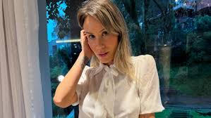 Cenapop · Influencer +18 se muda de cidade após descobrir que era espionada  por vizinhos