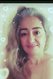 ❤🙏❤ Prayers her Mom is well.