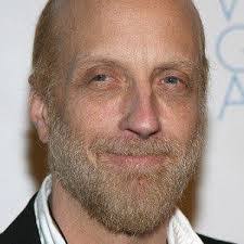 Chris Elliott's Instagram, Twitter & Facebook