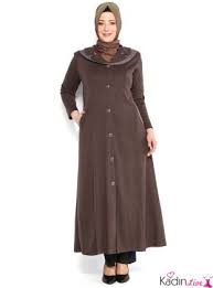 Modanisa Koyu Kullu Tesettur Pardesu Modelleri Kadinlive Com Moda Stilleri Basortusu Modasi Model