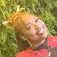 Kara Frank's Instagram, Twitter & Facebook