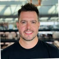 200+ Profile mit dem Suchbegriff „Lovell“