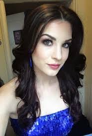 Jackie Croft's Instagram, Twitter & Facebook