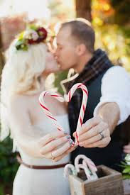 Whether you're shopping for wedding candy or for candy for another special occasion, you've come to the right place! 14 Fabulously Festive Christmas Wedding Ideas Weddingsonline