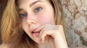 Albano carrisi — sempre, sempre 02:58. Albano La Figlia Jasmine Carrisi Stanca Dei Continui Attacchi Social Risponde A Tono Con Un Tik Tok Baritalia News