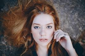 La nuance cannella è perfetta per dare calore e profondità ai capelli castani. Capelli Color Cannella A Chi Stanno Bene Bigodino