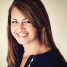 Lori Wingfield's Instagram, Twitter & Facebook