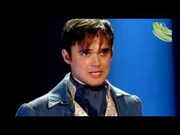 Gareth Gates Empty Chairs And Empty Tables Les Miserables 25th Anniversary Tour Cast Youtube Les Miserables Theatre Life Music Book