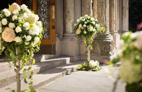 A City Affair Altar Flowers Church Flowers Church Wedding Decorations