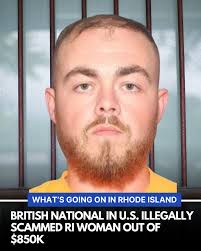 A snowy night in Downtown Providence! 🎄❄️🏙️🎅🏼  #whatsgoingoninrhodeisland #providenceri #downtownprovidence #rhodeisland  #pvd