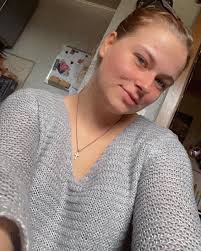 Na alles klar wie war dein tag, ?Ich bin der patrick . Chill gerade  zuhause..🖐