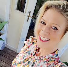 Watching the RUSH ROGUE'S VLP (Vertical Loading Pylon) in action truly is a  thing of beauty. #goROGUE