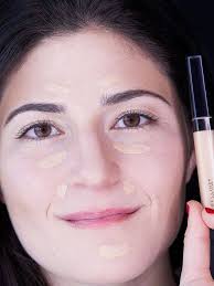 Always choose a reliable product from top makeup brands. How To Apply Foundation Makeup Tips Maybelline