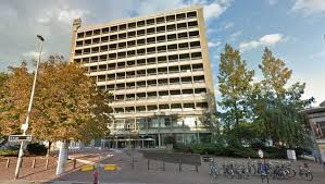 Daarbij zou één persoon een messteek in de zij hebben gekrege. Wordt Het Lelijkste Gebouw Van Gent Straks Het Mooiste De Morgen