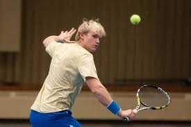 Men's tennis posts a pair of Florida wins