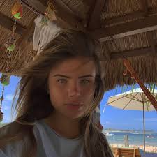 Explore tweets of giulia be @giulia on twitter. 63 8 Mil Curtidas 359 Comentarios Giulia Be Giulia No Instagram Happinesszsssssss