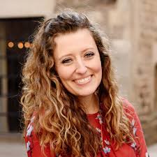 Ashley Mayes's Instagram, Twitter & Facebook