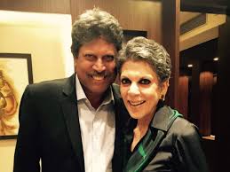 I Was Thinking Oh My God Next Ball Next Ball Kapil Dev S Wife Romi Bhatia Recalls India S Historic 1983 World Cup Win Cricket News Times Of India Kapil dev with his wife romi at an airport in india.