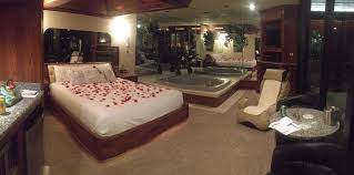 Sybaris Northbrook Il Honeymoon Vacations Hotels Room Hotel