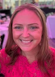 Karen Nowak's Instagram, Twitter & Facebook