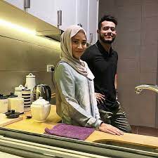 Diarahkan oleh saudara heykal hanifah dibawah terbitan zamriez golden pictures. Rasmi Download Drama Titian Cinta