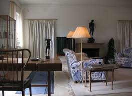The liljevalch sofa was the first furniture that josef frank designed for svenskt tenn. Josef Frank Greyscape