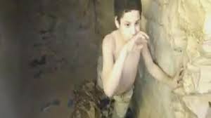 طفل مغربي مُعاق يعيش في كهف منذ 7 سنوات