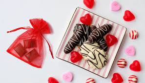 Sollten mehrere arbeitskollegen gemeinsam nach einem passenden geschenk suchen, bietet sich auch eines unserer. Ein Kleines Geschenk Zum Frauentag Was Kaufen Wie Attraktiv Verpacken