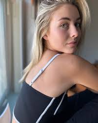 Madeline Erickson's Instagram, Twitter & Facebook