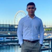 70+ perfiles de «Batres»