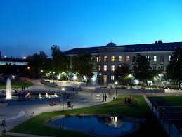 Színvonalas oktatás, legendás diákélet a duna partján, és egy multikulturális európai campus, ahol. Dunaujvaros University Set To Become Hungary S Centre For Nuclear Tech Daily News Hungary