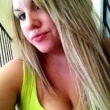 Nicole Oglesbee's Instagram, Twitter & Facebook