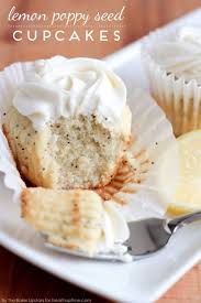Lemon Poppy Seed Cupcakes Recette Cupcake Recette Dessert Recettes Sucrees