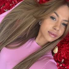 Adrian Gold Extensions